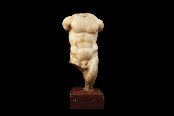 A ROMAN MARBLE TORSO OF HERCULES - photo 1