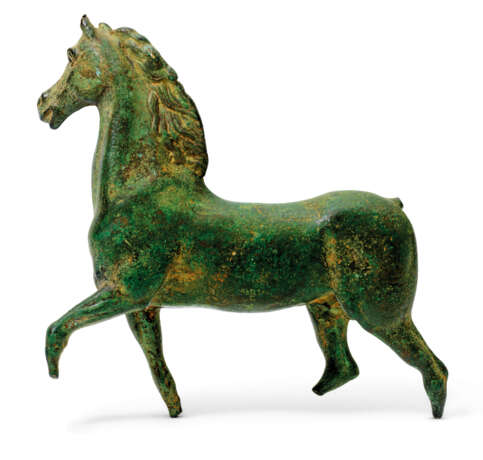 A ROMAN BRONZE HORSE - photo 2