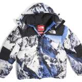 A COLLECTION OF ASSORTED OUTERWEAR - photo 2