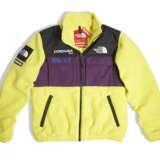 A COLLECTION OF ASSORTED OUTERWEAR - photo 7