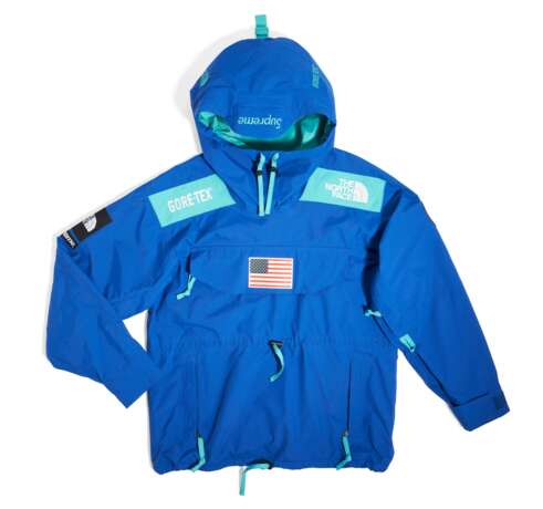 A COLLECTION OF ASSORTED OUTERWEAR - photo 8