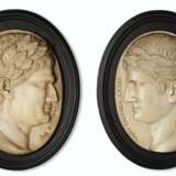 TWO CARVED MARBLE PORTRAIT RELIEFS - photo 1