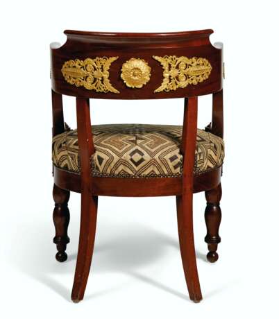 TWO FRENCH MAHOGANY AND ORMOLU-MOUNTED FAUTEUILS - фото 9