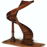 A WALNUT AND OAK FLYING STAIRCASE MAQUETTE - фото 4