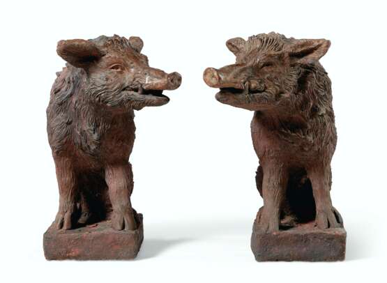 A PAIR OF TERRACOTTA FIGURES OF BOARS - photo 2
