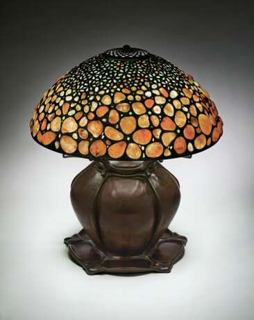 Tiffany Studios. TIFFANY STUDIOS - photo 1