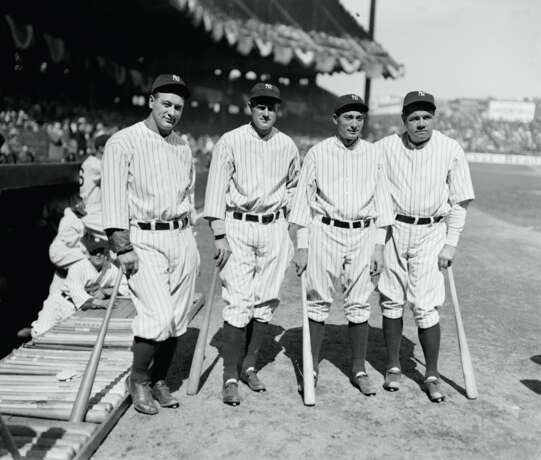 Important 1931 Lou Gehrig New York Yankees Professional Mode... - Foto 5