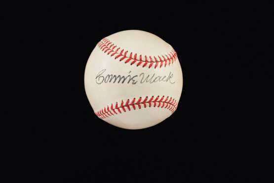 Connie Mack Single Signed Baseball (PSA/DNA 75 NM+) - фото 1
