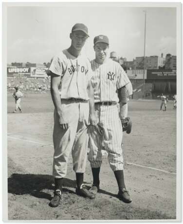 Joe DiMaggio and Ted Williams Photograph c 1940s (PSA/DNA Ty... - photo 1