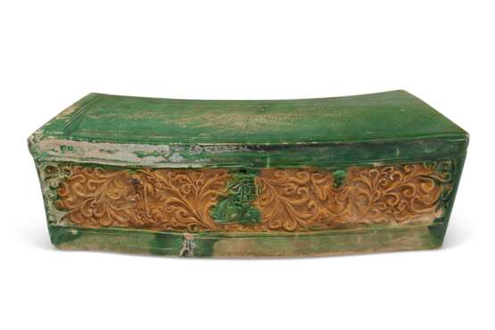 A GREEN AND AMBER-GLAZED PILLOW - photo 3