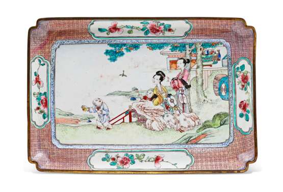 A PAINTED ENAMEL TRAY - photo 1