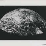 Early views of Earth including the largest hitherto photographed from space; scientist Clyde Holliday; the first rocket launched from Cape Canaveral, July 1948-October 1954 - фото 1