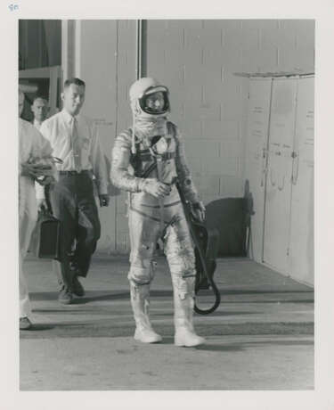 Lancement et séparation du véhicule Atlas d'Aurora 7; Scott Carpenter arrive sur le Pad 14 pour monter à bord du vaisseau spatial; Contrôle de mission pendant le vol orbital, le 24 mai 1962 - photo 4