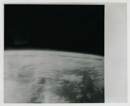 The Earth horizon taken with the first Hasselblad space-flown camera, October 3, 1962 - photo 1