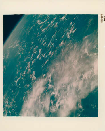 Views of Earth from space taken with the first Hasselblad space camera: ocean and clouds; Burma; Himalayas; Pakistan and Iran, May 15-16, 1963 - фото 1