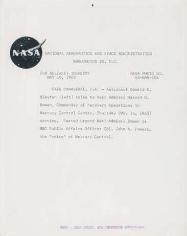 Lancement et activités préalables au lancement de la mission Faith 7 transportant Gordon Cooper dans son voyage de 22 orbites à travers l'espace; Contrôle de mission surveillant le vol, mai 1963 - photo 17