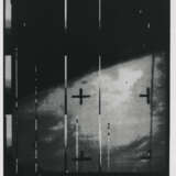 The historic first close-up photograph of Mars, July 15, 1965; the historic first Martian spacecraft Mariner IV, October 1964 - photo 1