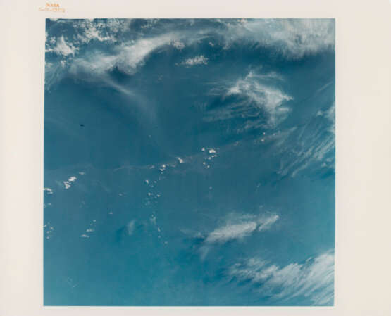 Views of Earth from space: infrared photograph over Brazil; Mexico; cloud-covered Ocean; Socotra Island; Cuba; Haïti, December 4-18, 1965 - Foto 5