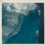 Views of Earth from space: infrared photograph over Brazil; Mexico; cloud-covered Ocean; Socotra Island; Cuba; Haïti, December 4-18, 1965 - фото 9