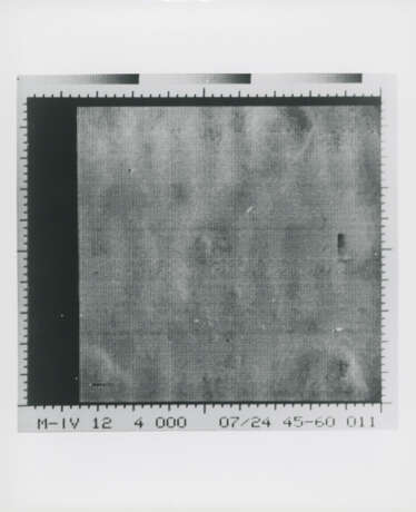 The 22 photographs of Mars transmitted by the first spacecraft to send close-up pictures of the Red Planet, July 15, 1965 - photo 24