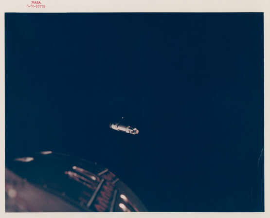 Views of the Agena Target Docking Vehicle (ATDA), first unmanned satellite photographed from space, March 16-17, 1966 - Foto 3