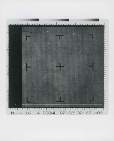 The 22 photographs of Mars transmitted by the first spacecraft to send close-up pictures of the Red Planet, July 15, 1965 - photo 31