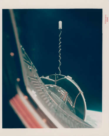 The Agena 10 docked with the spacecraft over the Earth; Agena 10 over the Earth, July 18-21, 1966 - photo 4