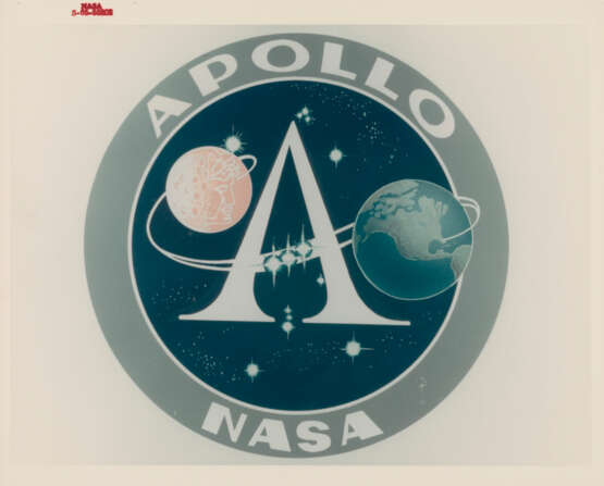 Emblème officiel des missions Apollo; Vol d'essai du premier véhicule de recherche sur l'atterrissage lunaire (LLRV-1), projet Apollo, août 1965-1966 - photo 1