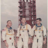 The ill-fated Apollo 1 crew; the first Apollo spacecraft; Edward White and Roger Chaffee preparing for the mission; the fatal fire, 1966-January 27, 1967 - Foto 1