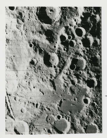 Première photographie de la Terre depuis la surface de la Lune; le pôle sud de la Lune jamais vu auparavant; la Lune entière dans une perspective jamais vue, avril-mai 1967 - photo 3