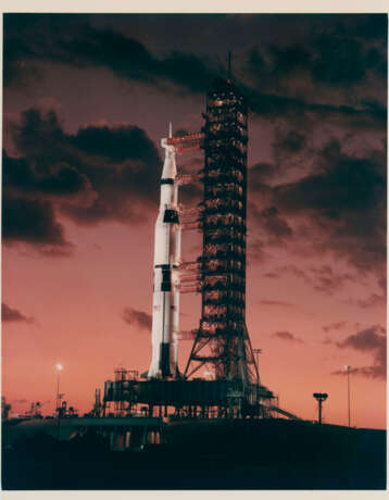 The first Saturn V rocket at Sunset; mating and erection of the Saturn V; KSC Launch Control Center; the Saturn V on Pad 39A, June-November 1967 - Foto 1