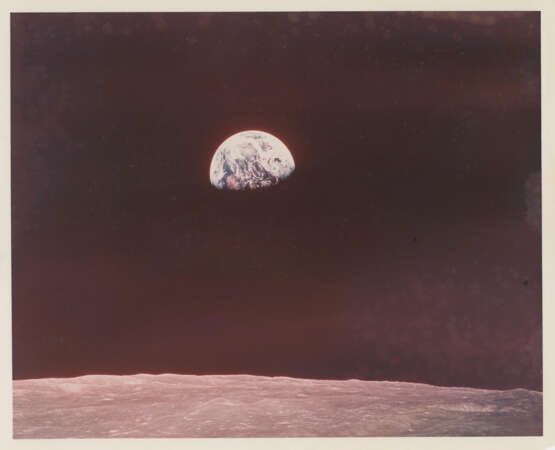 Second color photograph of the first Earthrise seen by humans, December 21-27, 1968 - photo 1