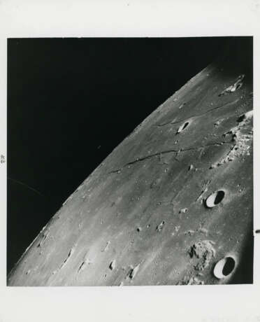 Second Earthrise seen by humans; moonscapes first seen by humans: farside horizon; Sea of Tranquillity, December 21-27, 1968 - фото 5