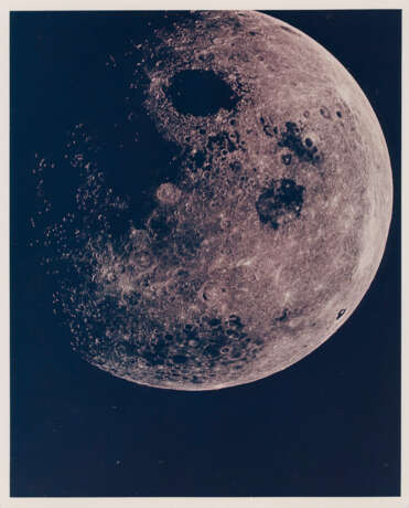 First human-taken photograph of the whole Moon from a perspective not visible from Earth; the Moon from a different perspective, December 21-27, 1968 - фото 1