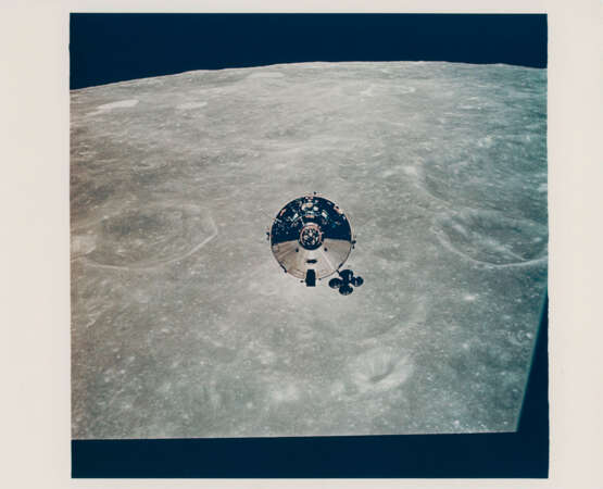 Views of the CM Charlie Brown, first spacecraft photographed over another world, over the lunar farside, May 18-26, 1969 - photo 1