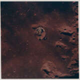 Eagle beginning its descent to the lunar surface; Columbia over the eastern Sea of Tranquility, July 16-24, 1969 - photo 3
