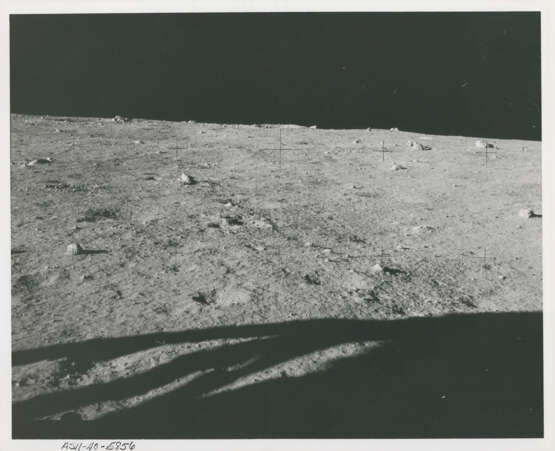 First panoramic sequence on the surface of another world, looking north; second panoramic sequence, looking south, July 16-24, 1969 - Foto 4