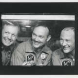 Armstrong, Collins and Aldrin back to Earth after their voyage to another world; splashdown and recovery of the CM Columbia, July 16-24, 1969 - Foto 1