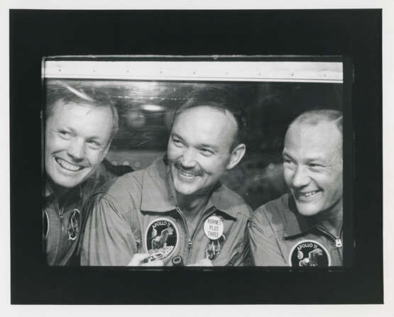 Armstrong, Collins and Aldrin back to Earth after their voyage to another world; splashdown and recovery of the CM Columbia, July 16-24, 1969 - photo 1