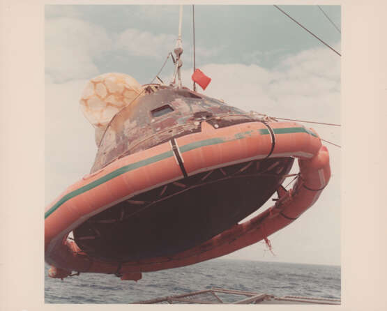 Armstrong, Collins and Aldrin back to Earth after their voyage to another world; splashdown and recovery of the CM Columbia, July 16-24, 1969 - фото 8