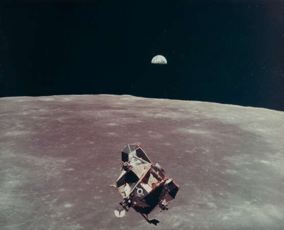 LM Eagle and Earthrise [Large Format], July 16-24, 1969 - Foto 1