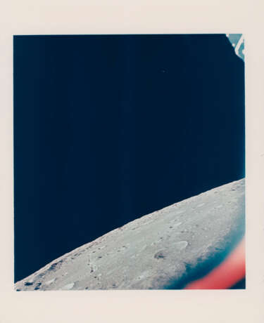 Moonscapes during the first orbits: lunar Sunrise; telephotographs over the nearside; views of the curved farside horizon, November 14-24, 1969 - Foto 7