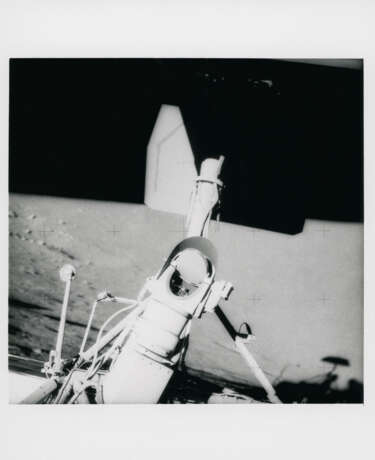 Close-ups of Surveyor III; portrait and details of the robot spacecraft including its scoop arm and shadow, November 14-24, 1969, EVA 2 - photo 12