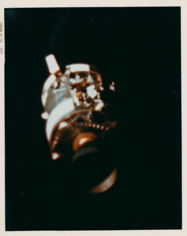 “Houston, we’ve had a problem”, oxygen tank explosion in the Service Module; TV picture inside the LM just before the explosion, April 11-17, 1970 - Foto 1