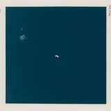 Telephotographs of the nearly Full Moon; the Earth after the slingshot pass; the Moon rising in the window and receding behind the spacecraft, April 11-17, 1970 - photo 5