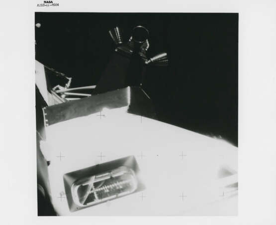 Undocking of the LM Aquarius; the damaged SM drifting into space; reflection of the Earth in the LM window; Aquarius after jettison, April 11-17, 1970 - фото 17