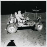 David Scott at his Commander seat of the Lunar Rover; Scott driving the Rover; the Swann Range behind the Rover antenna, July 26-August 7, 1971, EVA 2 - Foto 3