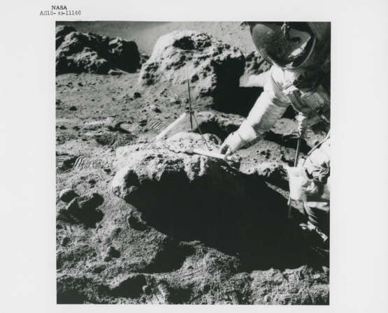 Views at station 9: David Scott’s visor; telephotographs; “abstract” close-ups of the lunar surface; TV picture; Irwin installing a core tube, July 26-August 7, 1971, EVA 3 - фото 5
