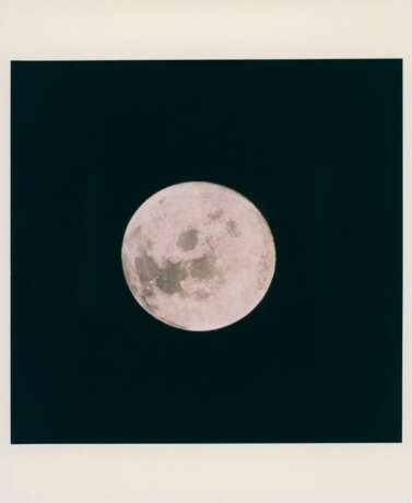The full Moon after transEarth injection, April 16-27, 1972 - фото 1