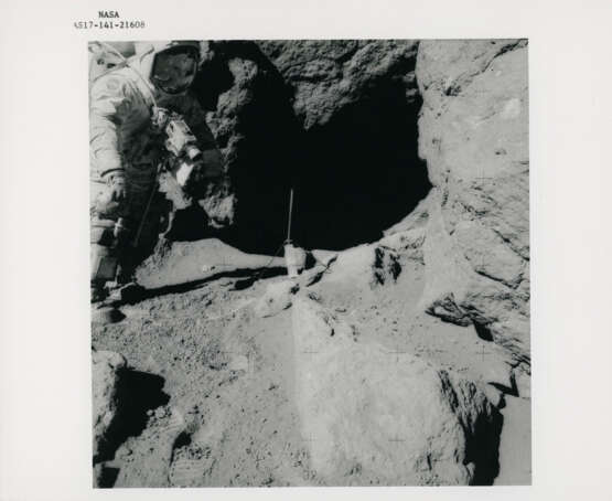 The Rover parked on the slope of the North Massif; Tracy’s Rock; TV pictures; Eugene Cernan examining Tracy’s Rock, station 6, December 7-19, 1972, EVA 3 - photo 7